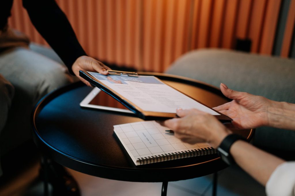 15 Resume Hacks That Recruiters Don’t Tell You